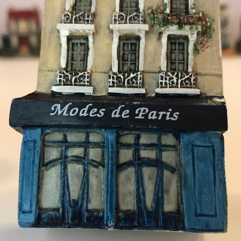J Carlton Miniature Building Dominique Gault 210175 Modes de Paris - Picture 9 of 16